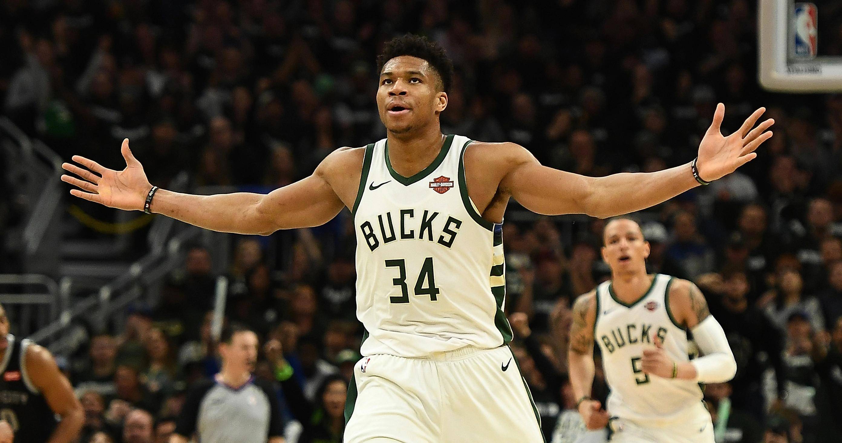 字母哥新星败北表现突出,塞尔维亚队前途光明! 字母哥新星败北表现突出,塞尔维亚队前途光明!