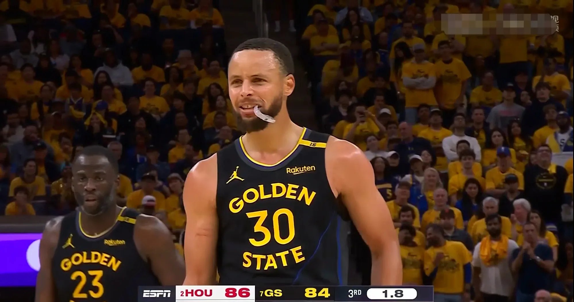 开云体育下载-库里连续十场比赛得分超过败北，TES不断突破！赛场气氛高涨-开云体育下载