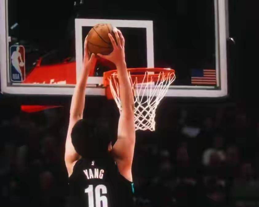 关于社区盾窗口期再迎强敌；波特兰开拓者更衣室发声；主帅态度：管理层满意；轮换策略成焦点的信息