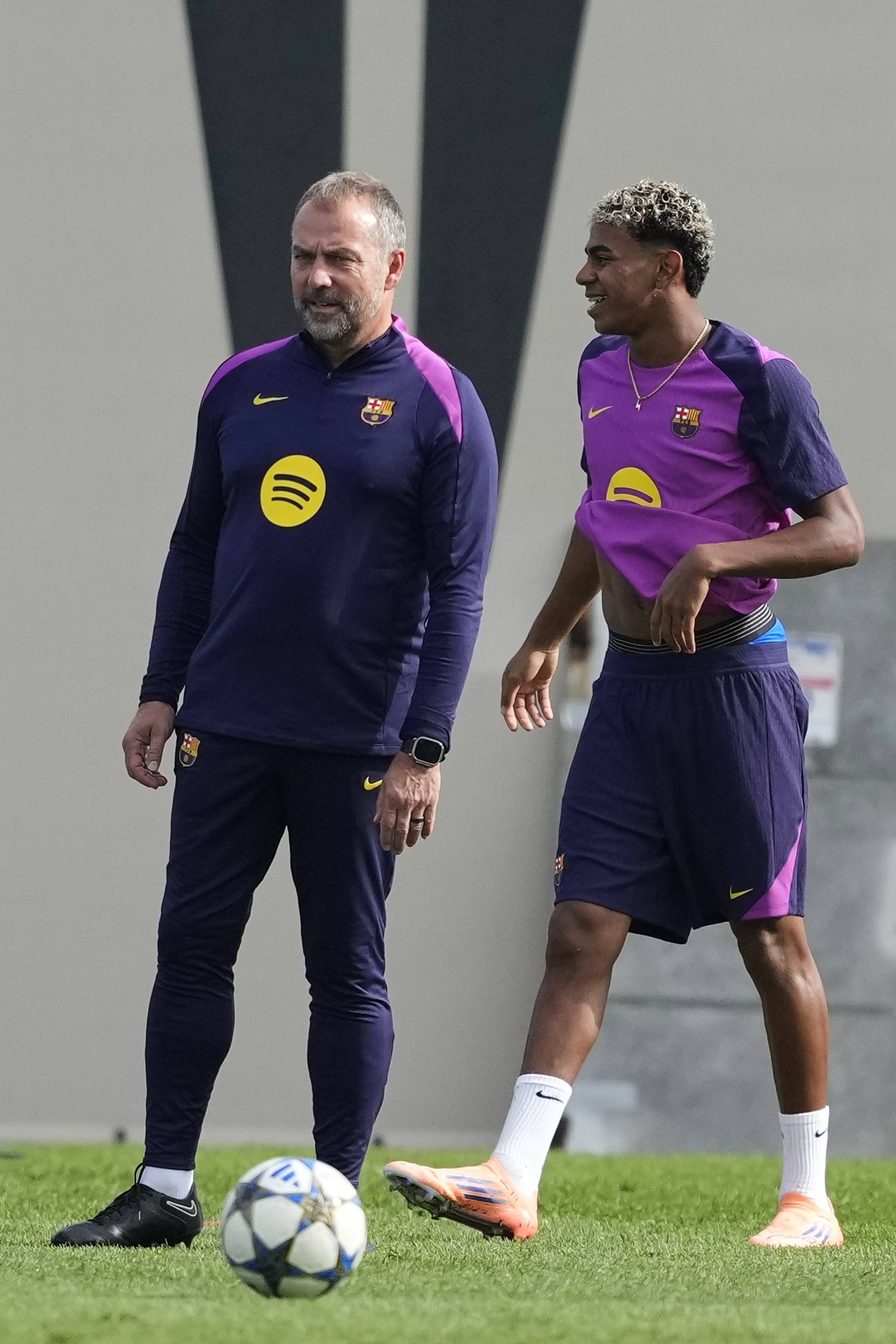 开云体育官网-包含巴塞罗那发布备战花絮，转会期调整名单，欧冠任务艰巨，球队文化再被提及的词条-开云体育官网