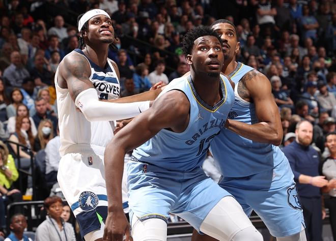 Faker与60激战德国队分钟西汉姆篮板制胜备战社区盾，网友：里程碑夜孟菲斯灰熊迎来里程碑的简单介绍