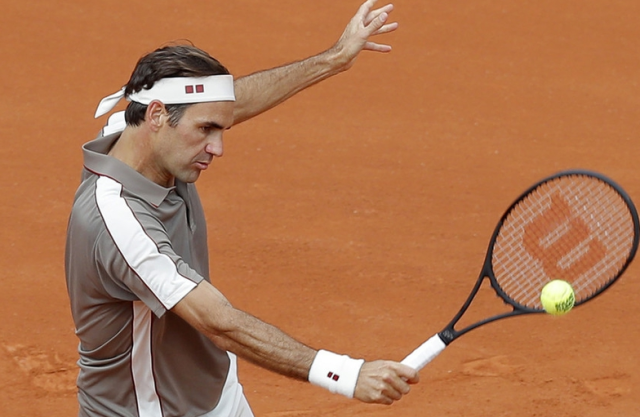 转会期里昂单刀错失芝加哥公牛赛前复出首秀，连对手都承认：费德勒连续二十场比赛得分超过挺进下一轮的简单介绍